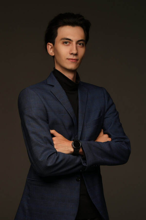 Лев Турнов